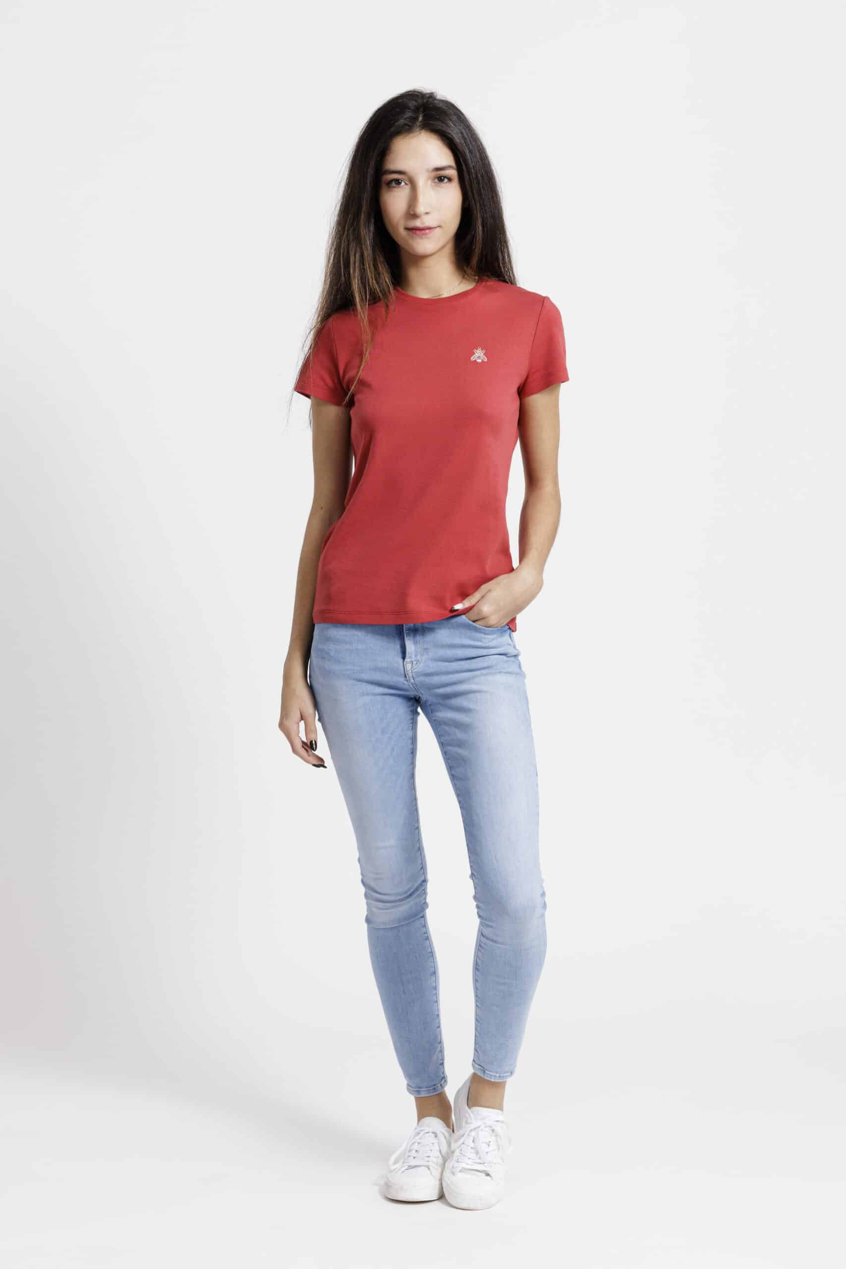 T-shirt femme pied rouge nacarat